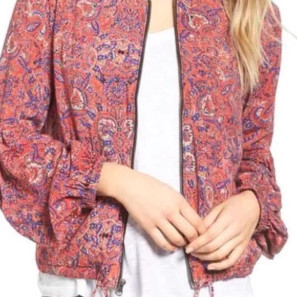 Free People Jackets & Blazers - Free People lightweight lined bomber style jacket